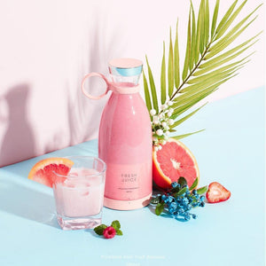 Rechargeable Handheld Fruit Juicer – Travel Friendly